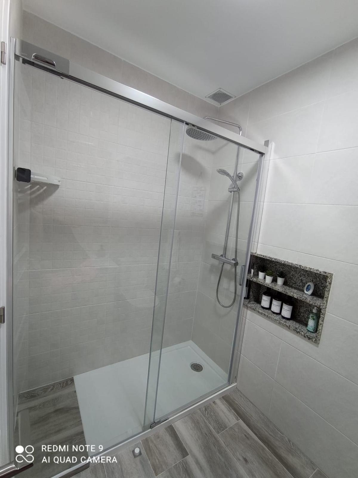 Apartamentos La Capilla Villanueva De Arosa Luaran gambar